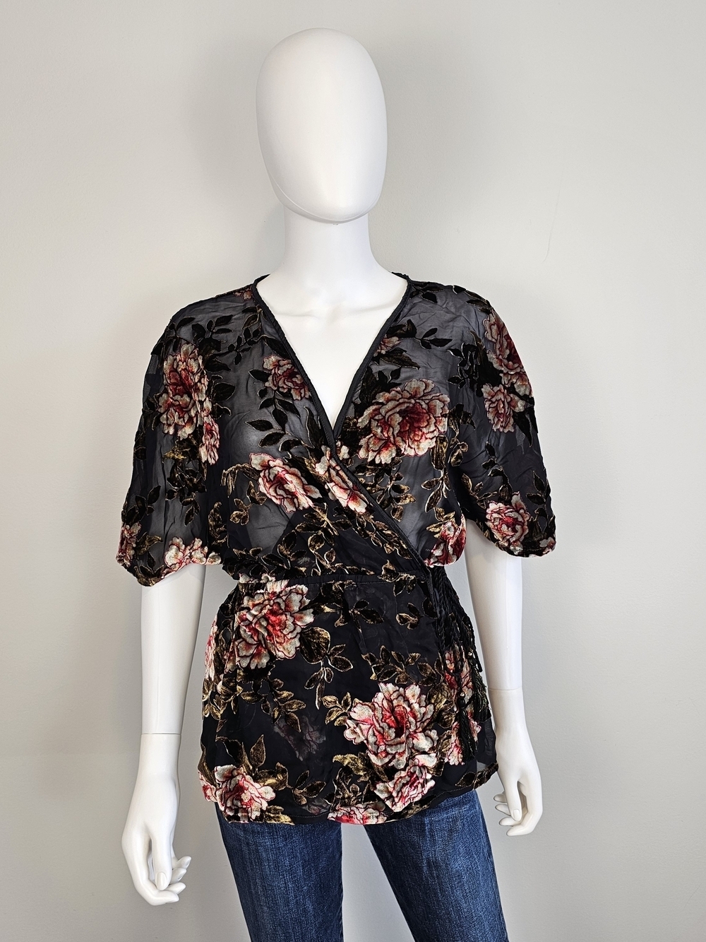 Angie Black Light Weight Velvet Floral Tie Front Blouse Sz L